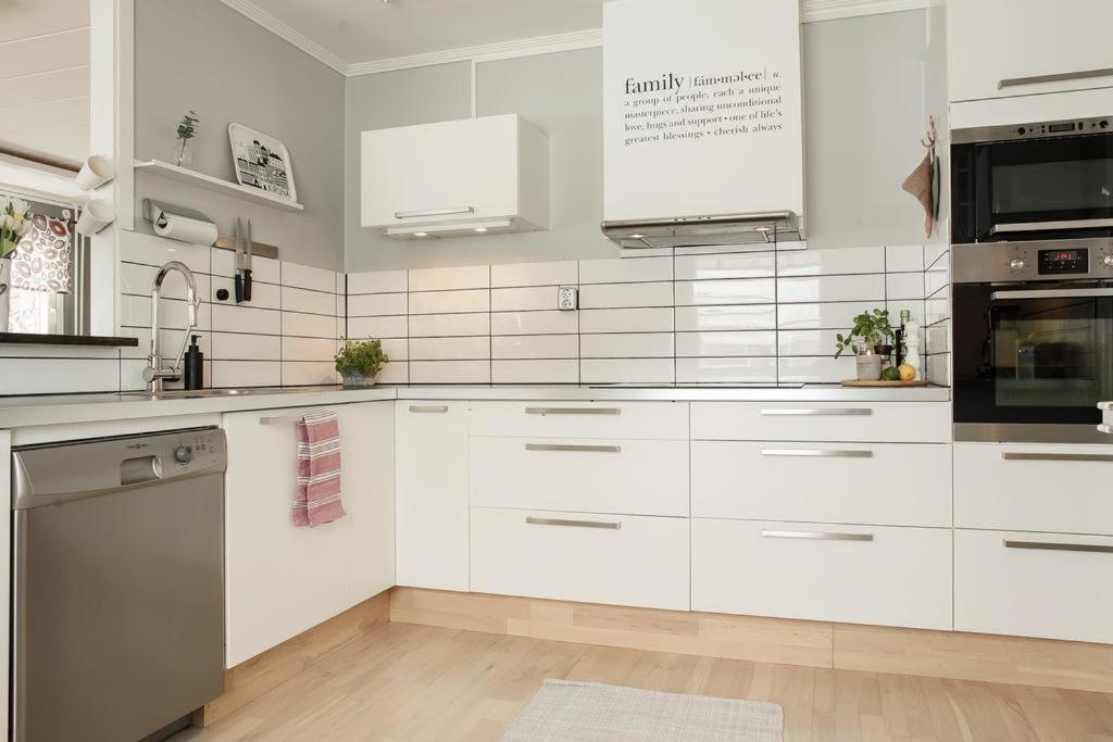 Ribo Apartment Arctic كيرونا المظهر الخارجي الصورة
