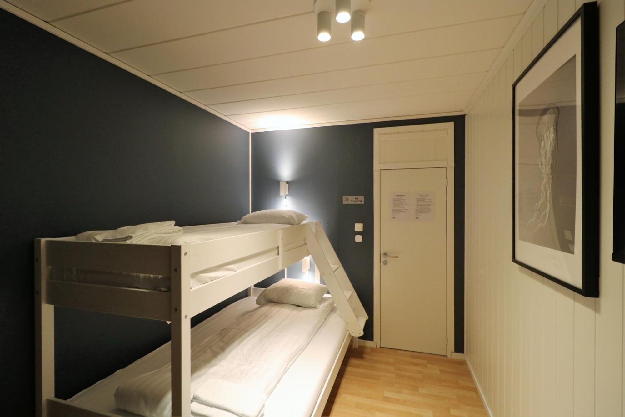 Ribo Apartment Arctic كيرونا الغرفة الصورة
